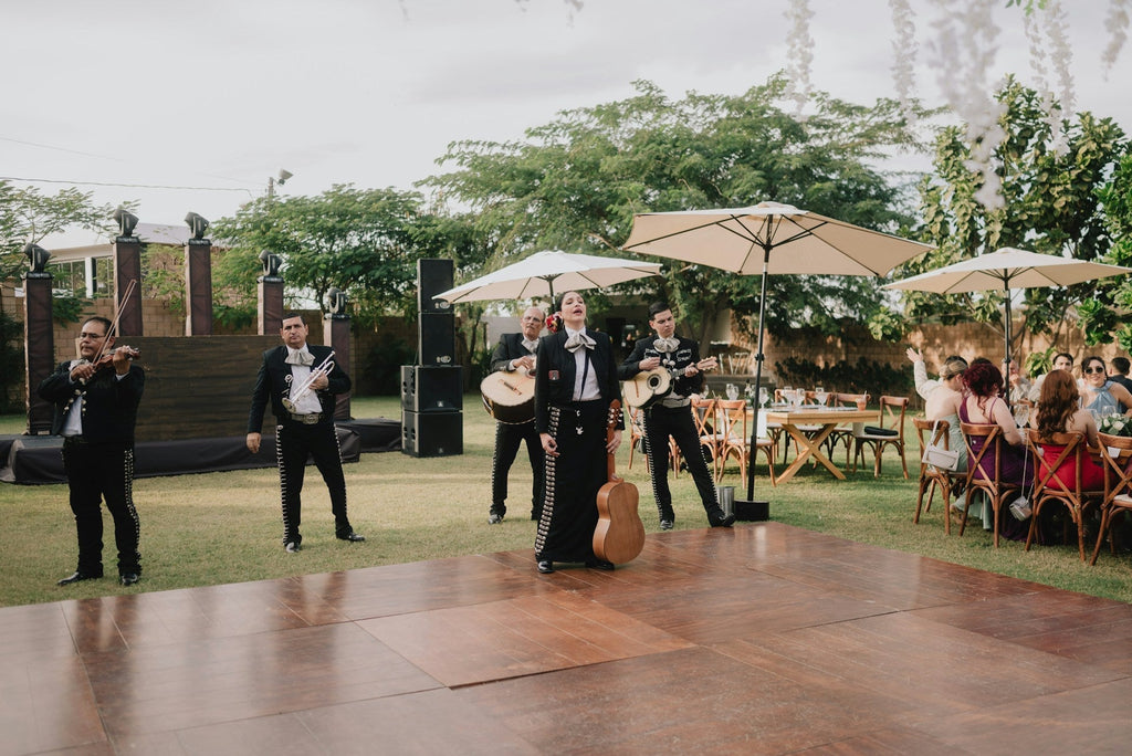 Tips For Designing A Garden Party Entertainment Zone That Works
