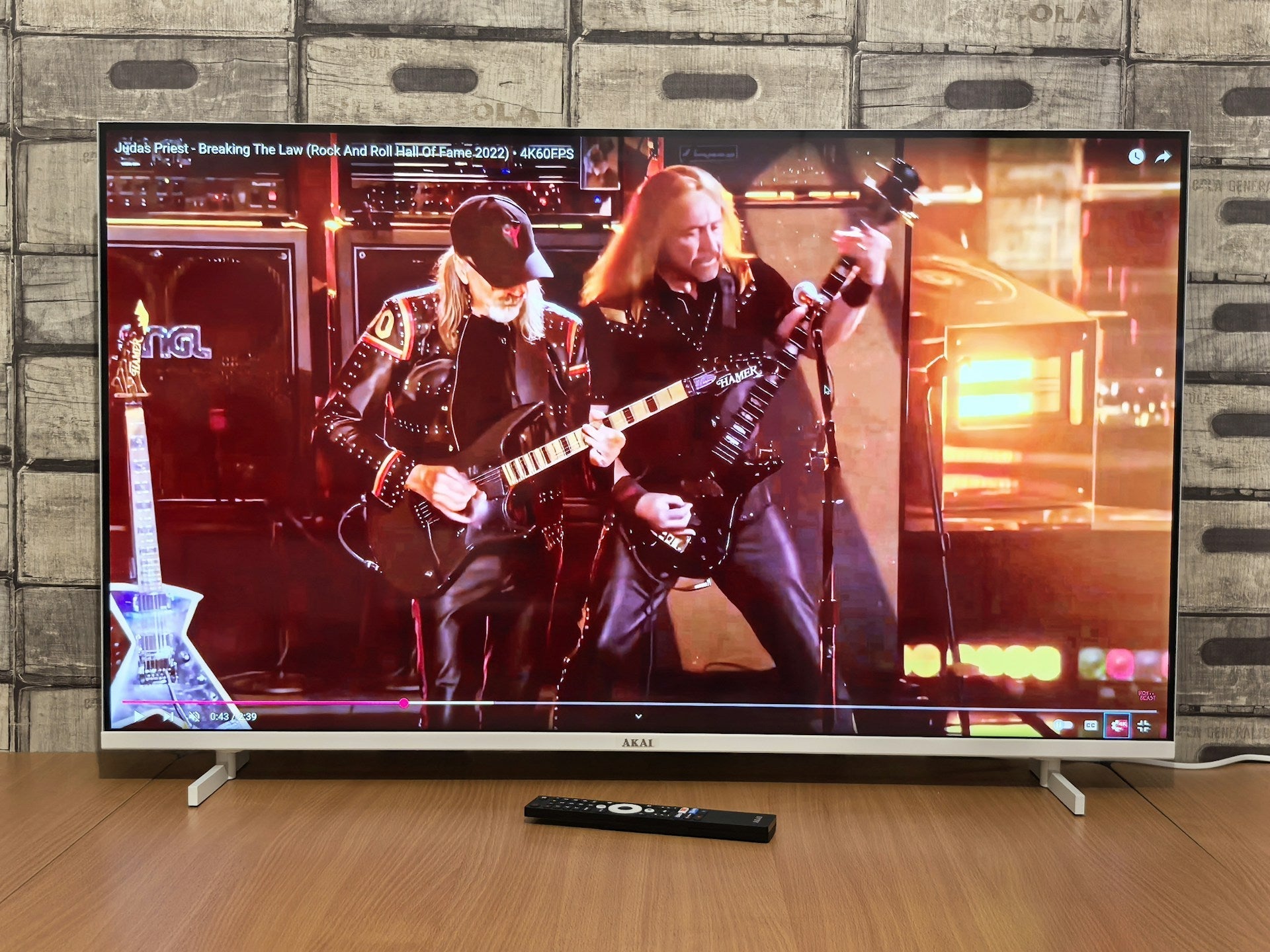 What Makes Weatherproof Remote Controls Work In Extreme Conditions?What Makes Weatherproof Remote Controls Work In Extreme Conditions?