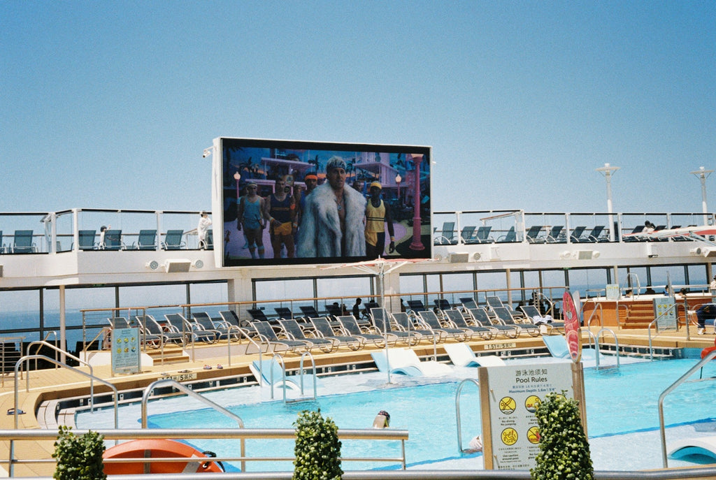 Why A Weather Resistant Television Helps Spring Outdoor Events