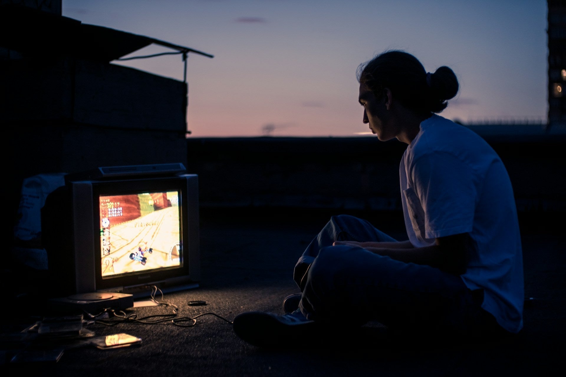 Why Residential TVs Struggle Outdoors Without Proper Hardware